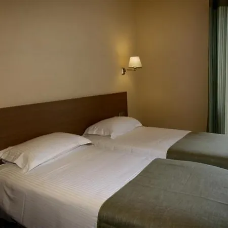 Отель Duc De Padoue