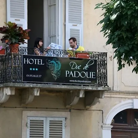 Duc De Padoue Отель Корт